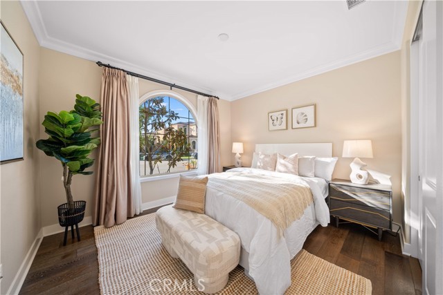 MLS #OC25190888 image #3