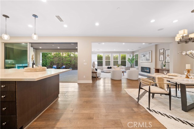 MLS #OC25190888 image #9