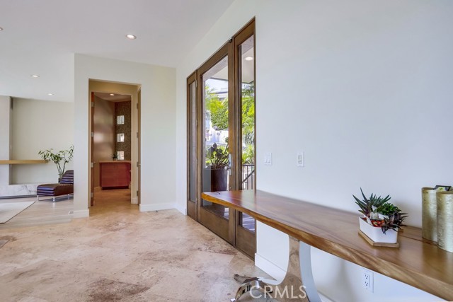 MLS #OC25190899 image #16