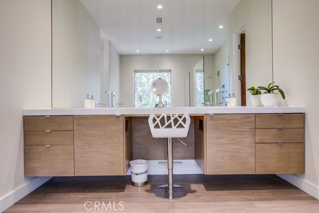 MLS #OC25190899 image #38