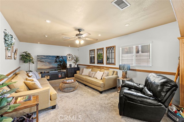 MLS #OC25190905 image #11