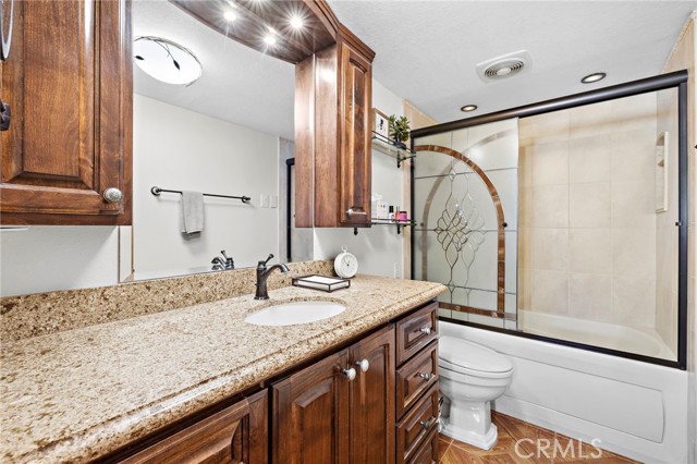 MLS #OC25190905 image #14