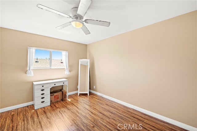 MLS #OC25190905 image #17