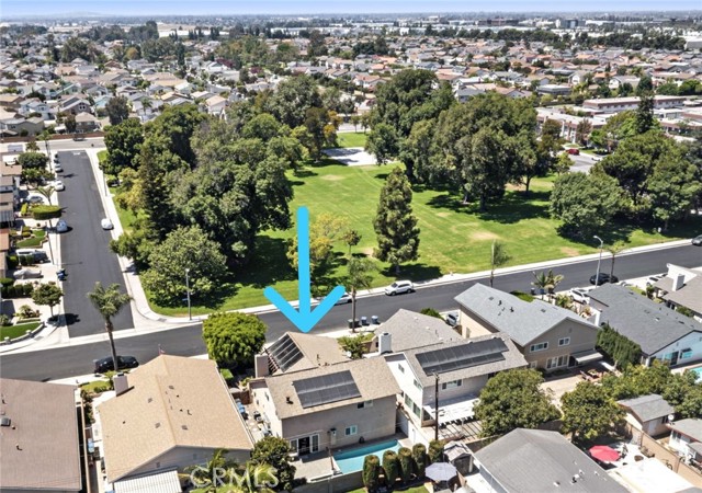 MLS #OC25190905 image #2