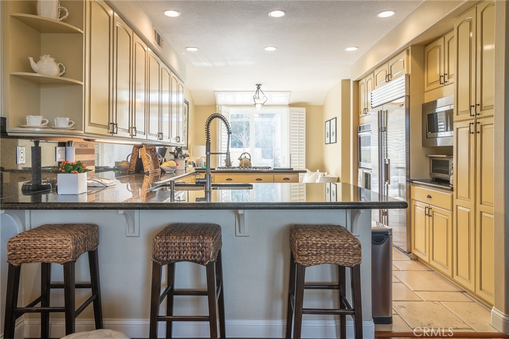 MLS #OC25191024 image #11