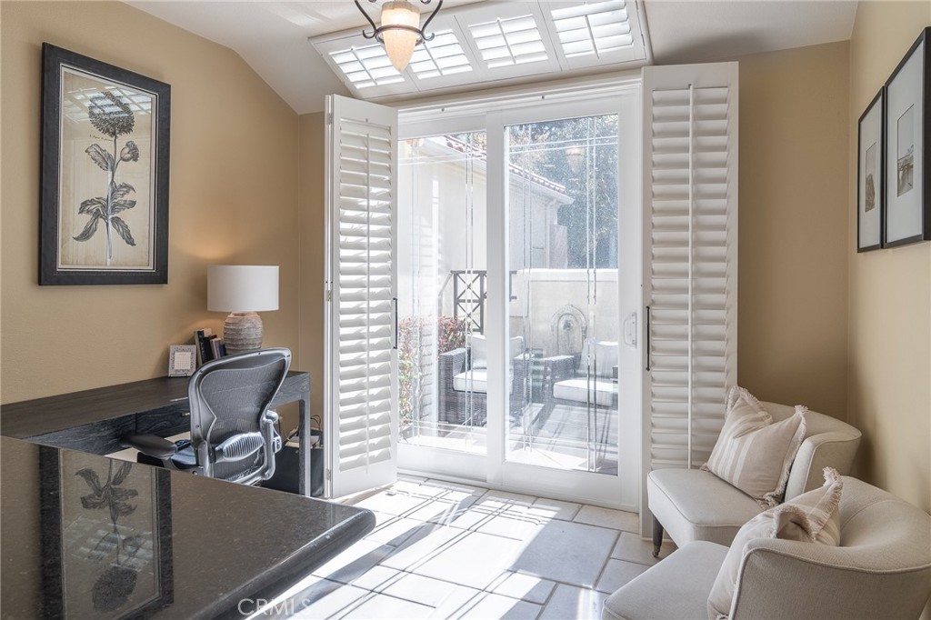 MLS #OC25191024 image #13