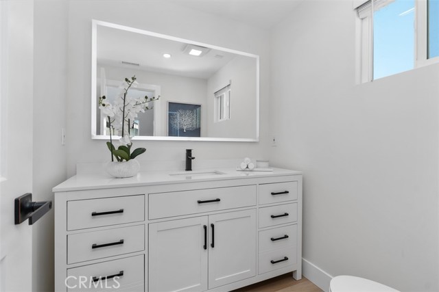 MLS #OC25191100 image #13