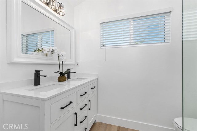 MLS #OC25191100 image #27