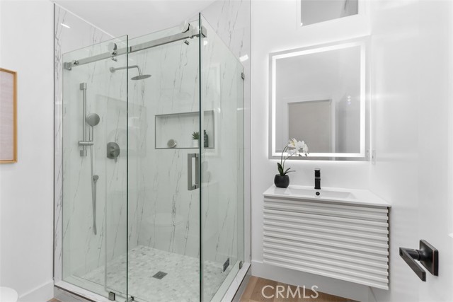 MLS #OC25191100 image #30