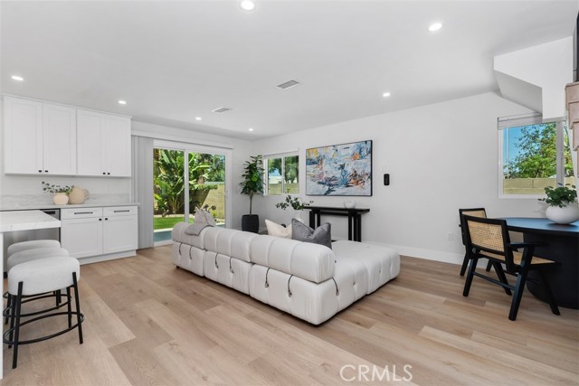 MLS #OC25191100 image #37