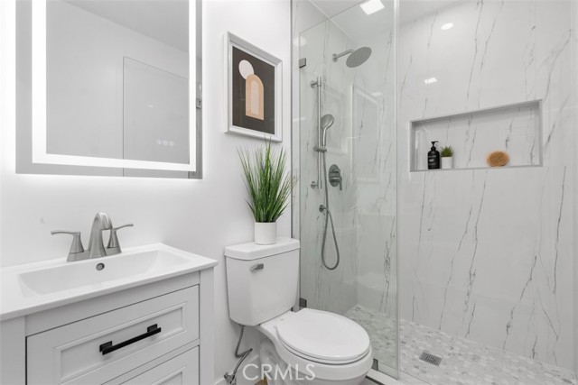 MLS #OC25191100 image #43