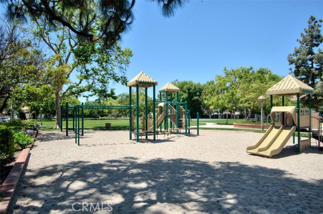 MLS #OC25191100 image #59