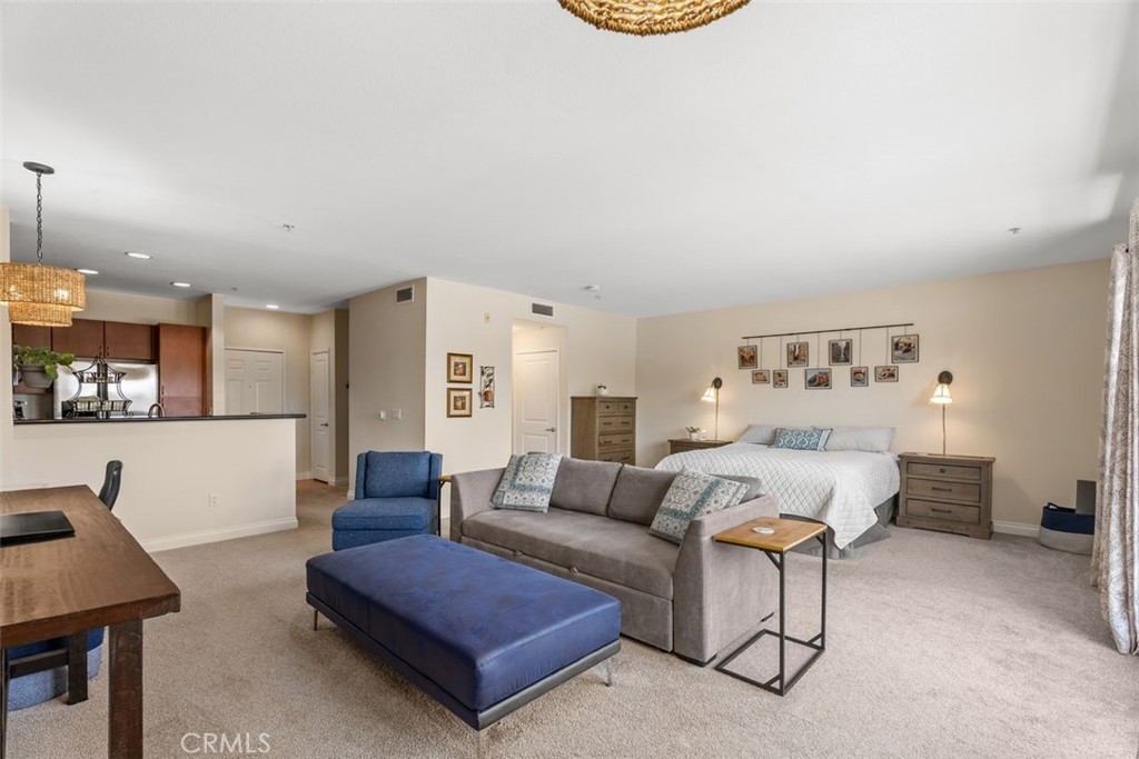 MLS #OC25191102 image #11