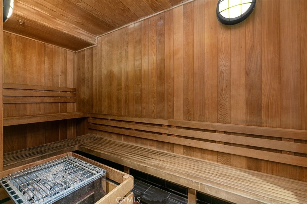 MLS #OC25191102 image #24