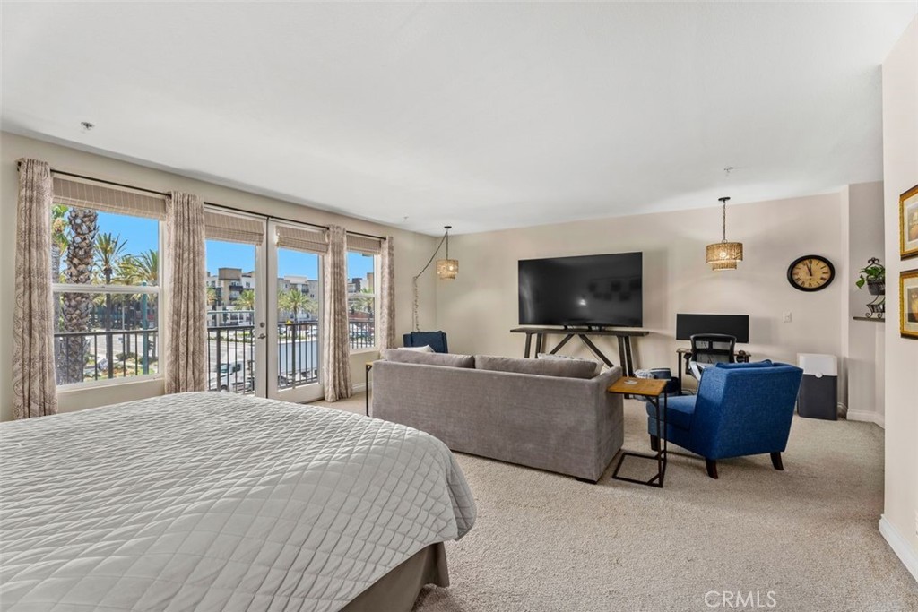 MLS #OC25191102 image #8