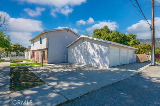 MLS #OC25191108 image #9