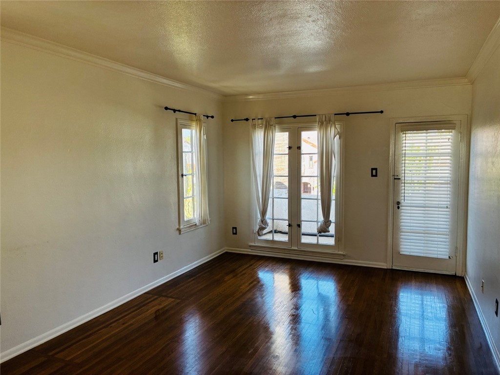 MLS #OC25191114 image #5