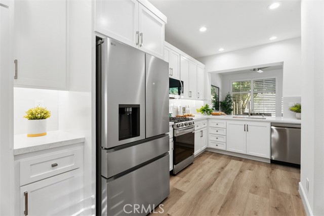 MLS #OC25191173 image #5