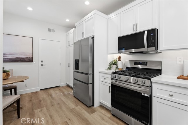 MLS #OC25191173 image #6