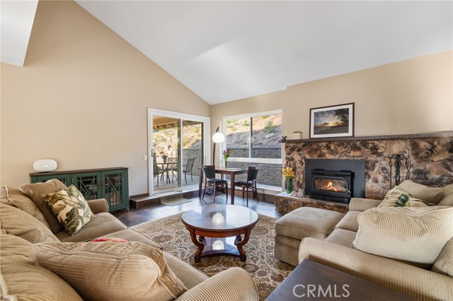 MLS #OC25191308 image #8