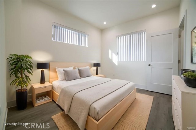 MLS #OC25191319 image #10