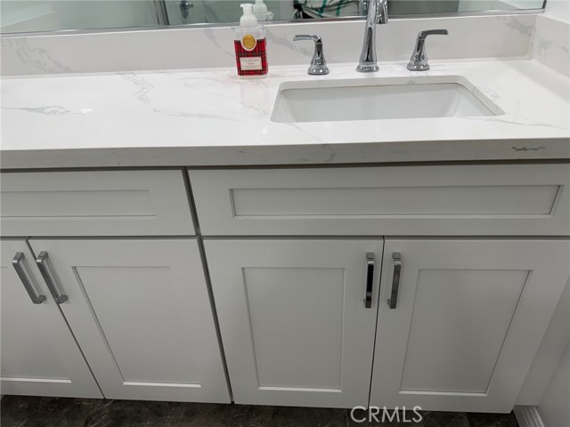 MLS #OC25191325 image #14