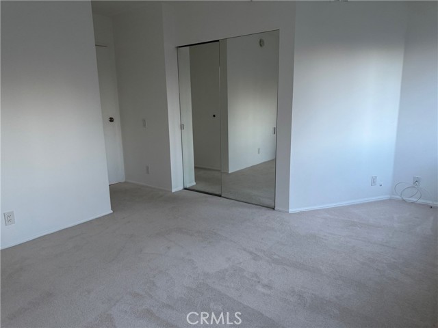 MLS #OC25191325 image #16