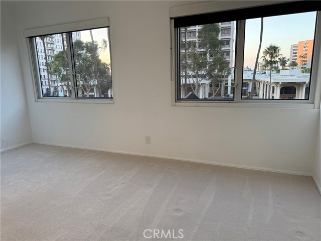 MLS #OC25191325 image #17