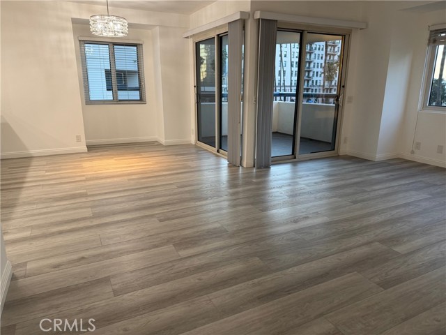 MLS #OC25191325 image #5