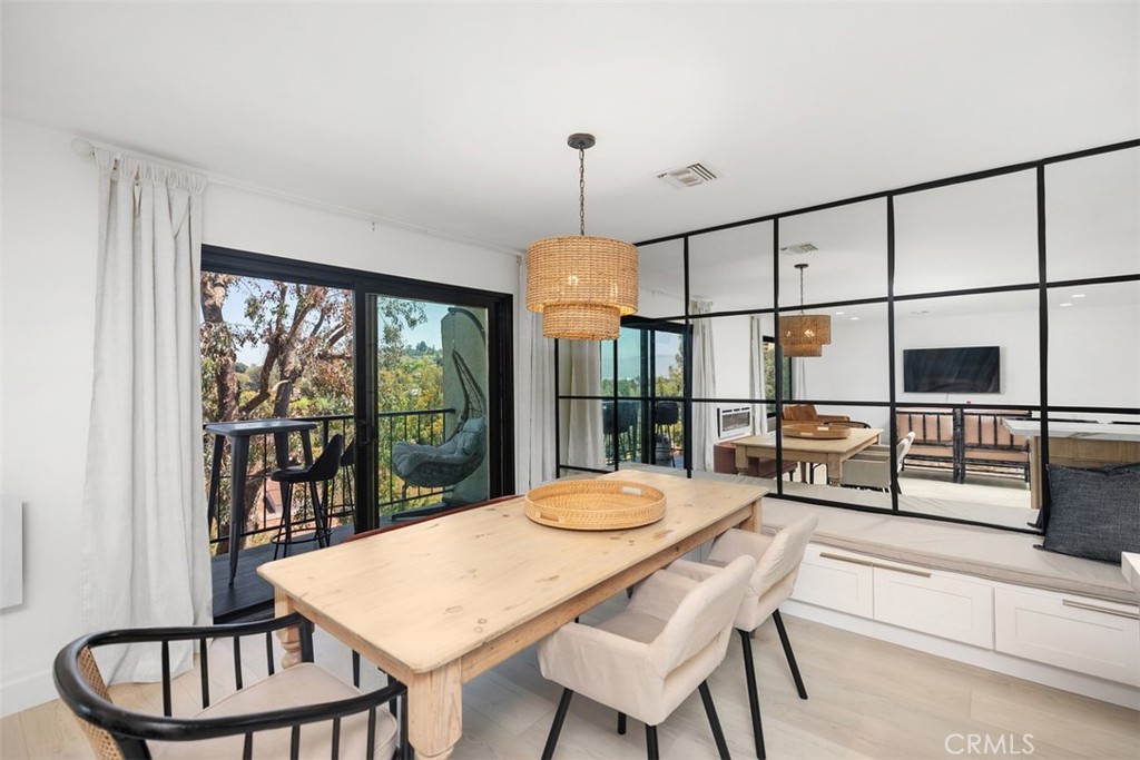 MLS #OC25191350 image #4