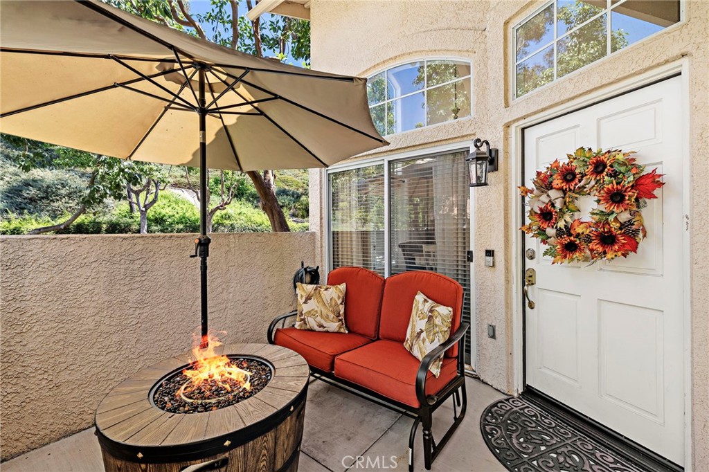 MLS #OC25191368 image #2