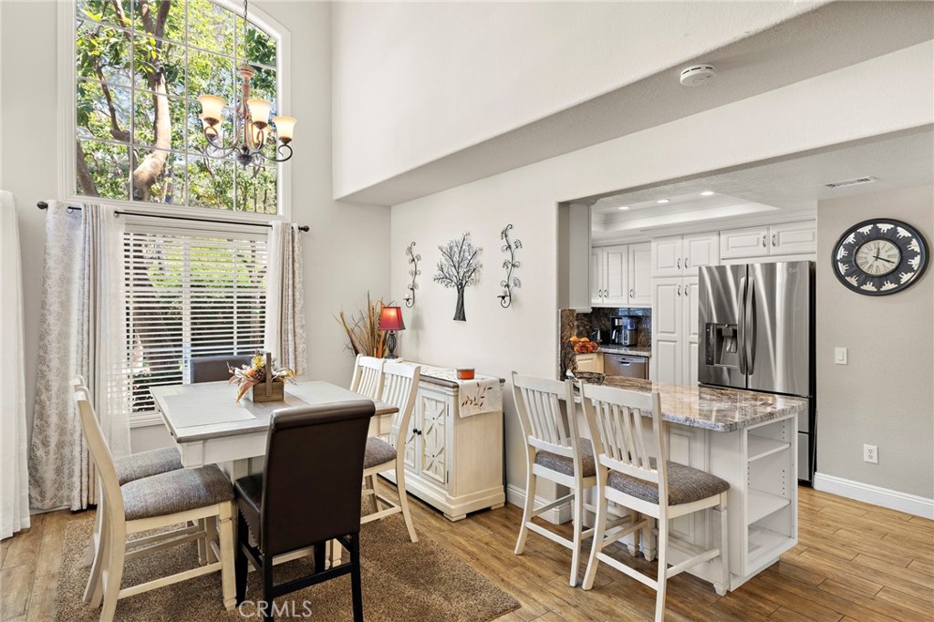 MLS #OC25191368 image #7