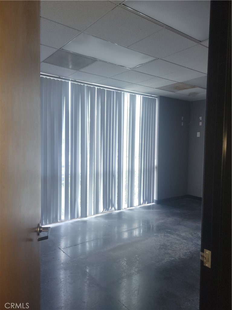 MLS #OC25191383 image #13