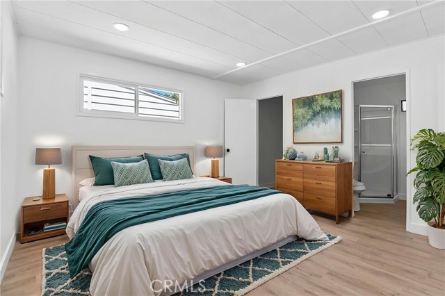 MLS #OC25191654 image #24