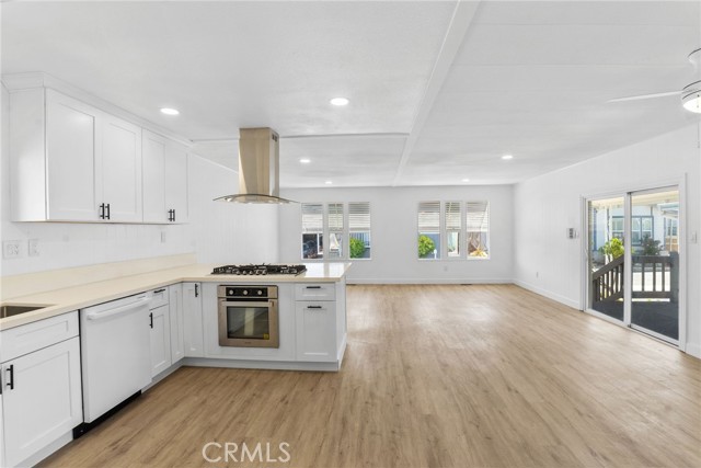 MLS #OC25191654 image #43