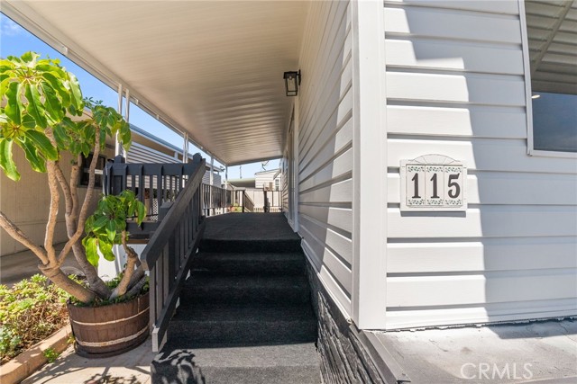 MLS #OC25191654 image #5