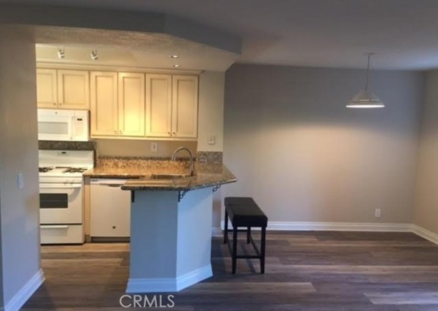 MLS #OC25191890 image #0