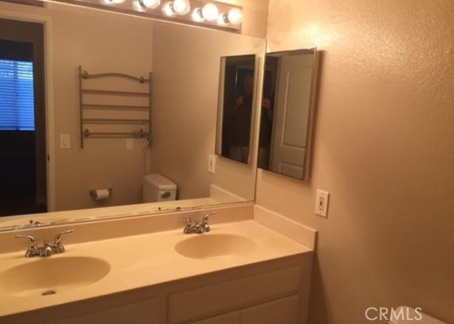 MLS #OC25191890 image #6