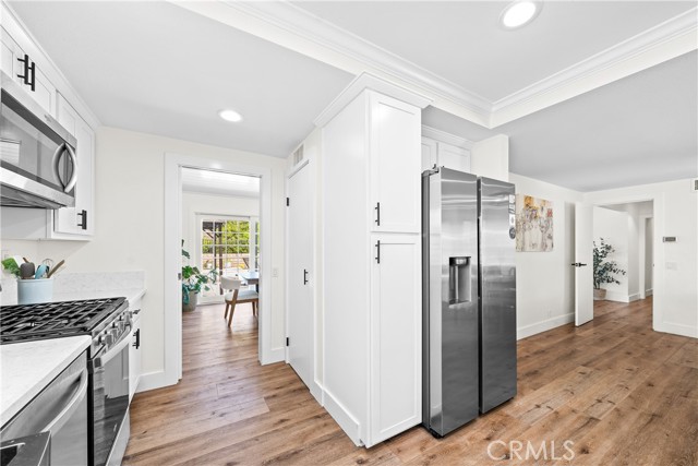 MLS #OC25191903 image #18