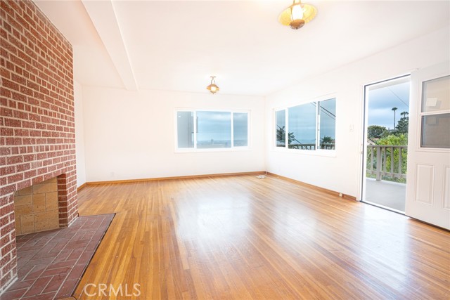 MLS #OC25192003 image #11