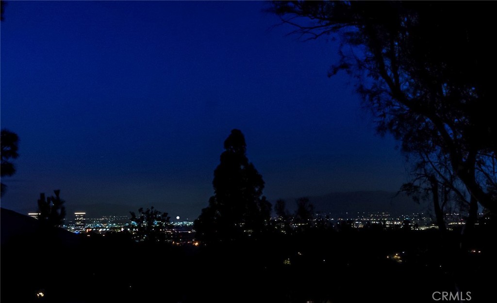 MLS #OC25192007 image #27