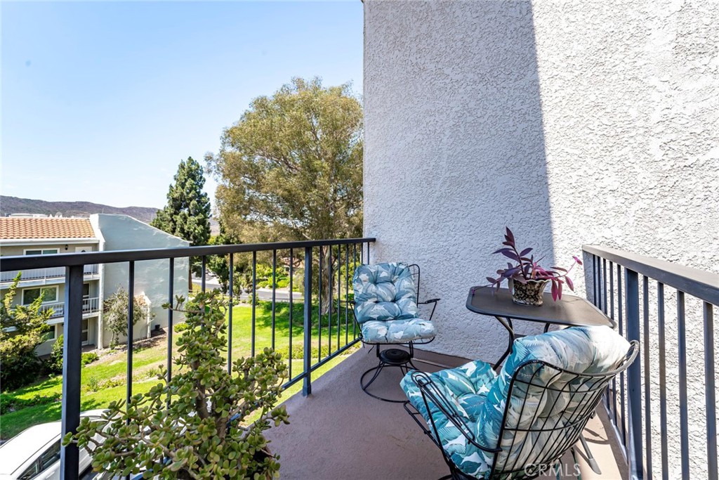 MLS #OC25192007 image #29