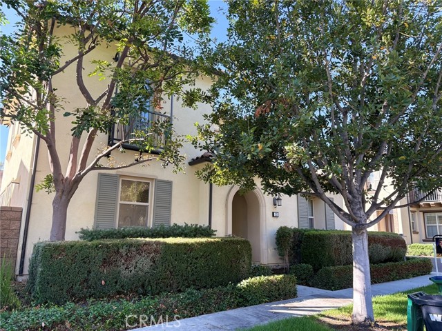 MLS #OC25192026 image #1