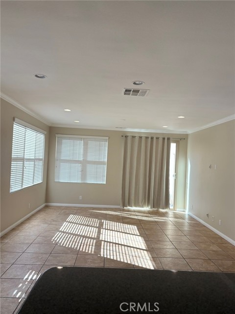 MLS #OC25192026 image #11