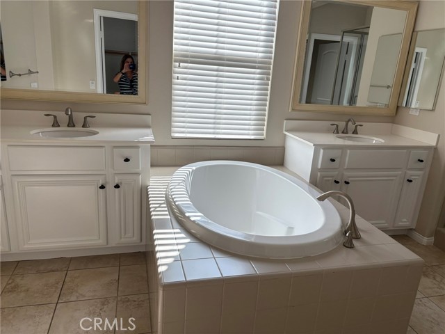 MLS #OC25192026 image #25