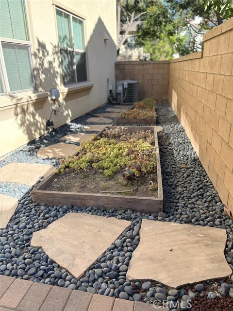 MLS #OC25192026 image #32