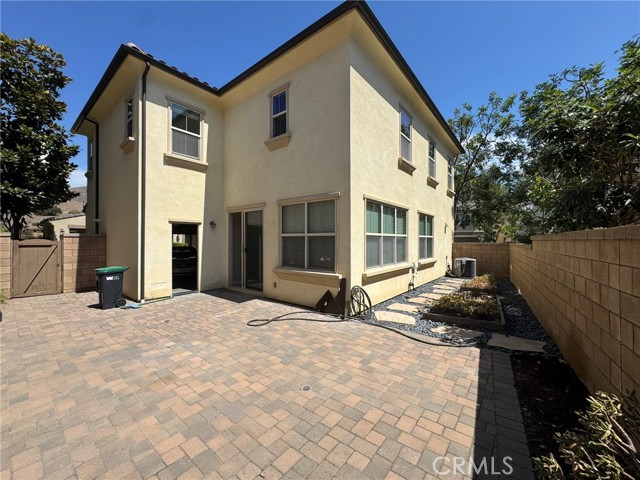 MLS #OC25192026 image #8