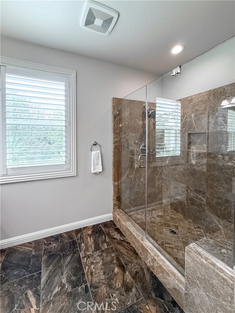 MLS #OC25192053 image #17