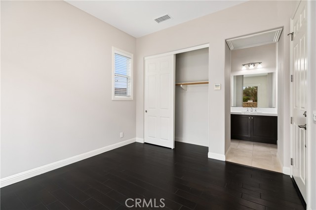 MLS #OC25192053 image #22