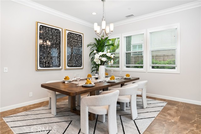 MLS #OC25192053 image #4